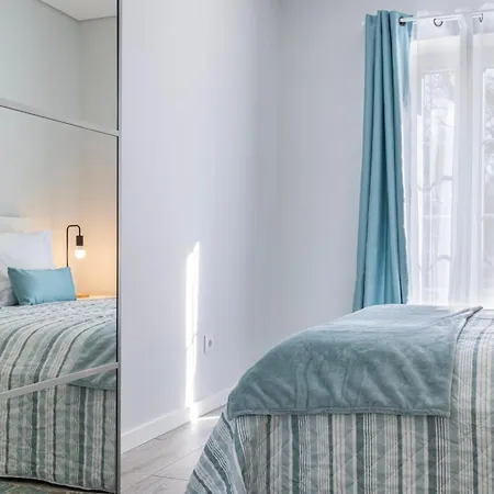 Belem Charming 2bdr House By Lovelystay