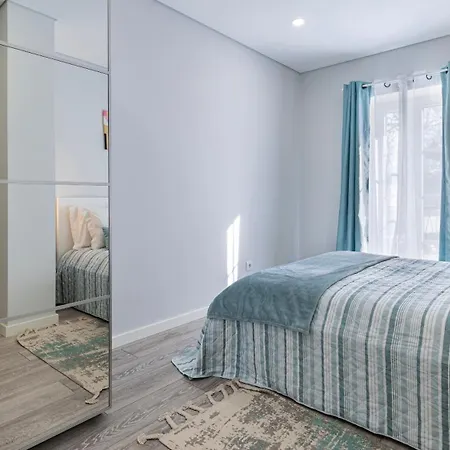 Belem Charming 2bdr House By Lovelystay Apartment *