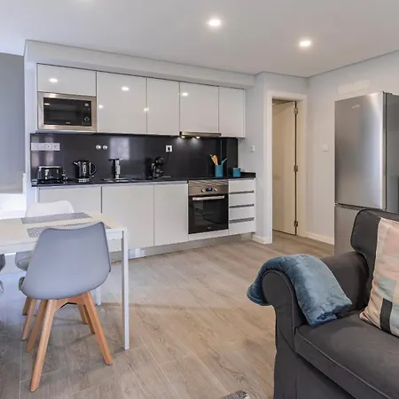 Belém Charming 2bdr House By Lovelystay Appartement